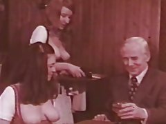 Ordinaryong araw sa alpine tavern